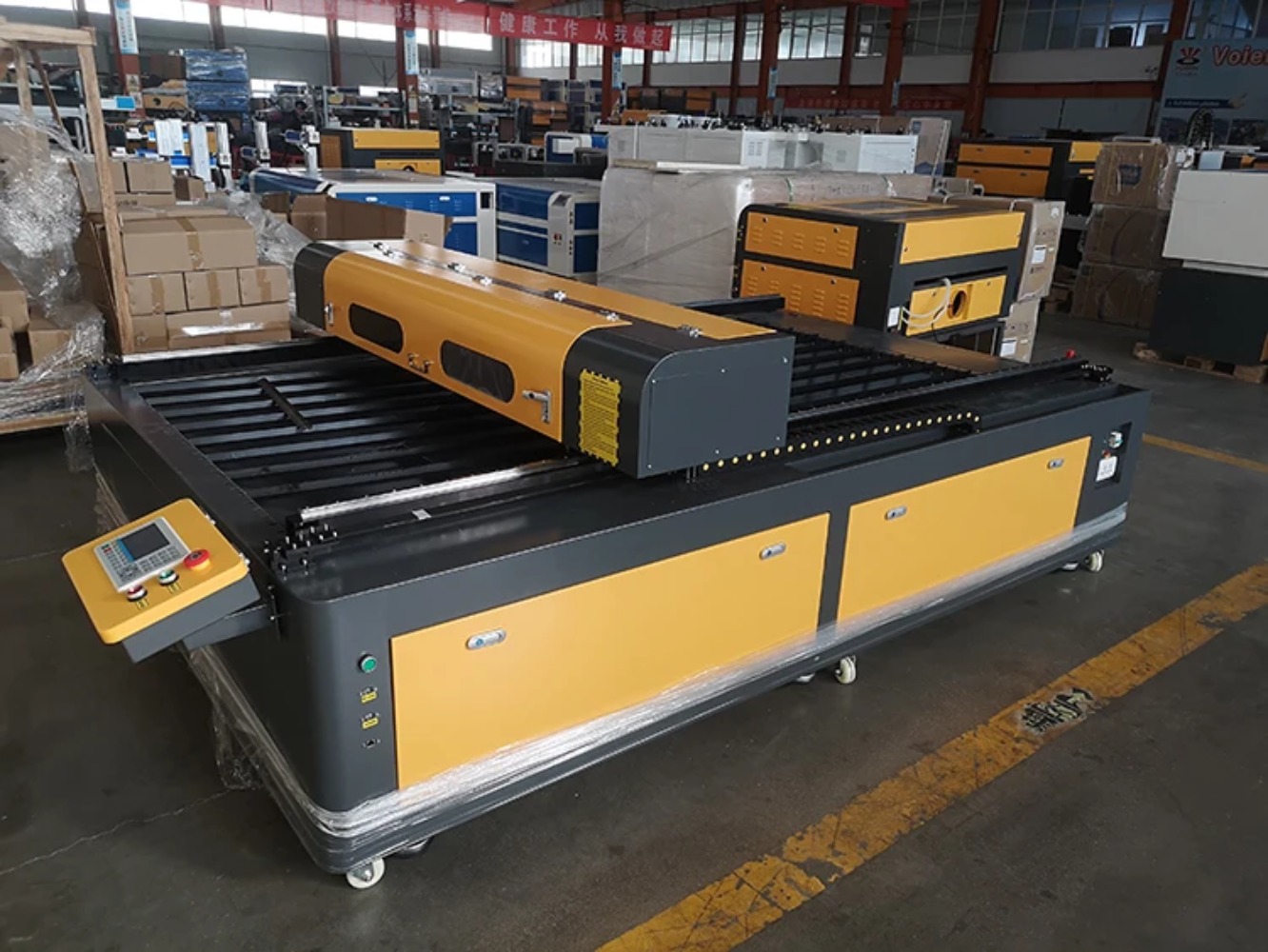 Factory Price CNC Sheet Metal  - مراجعة Industrial Laser Cutting Machine Price وسعره