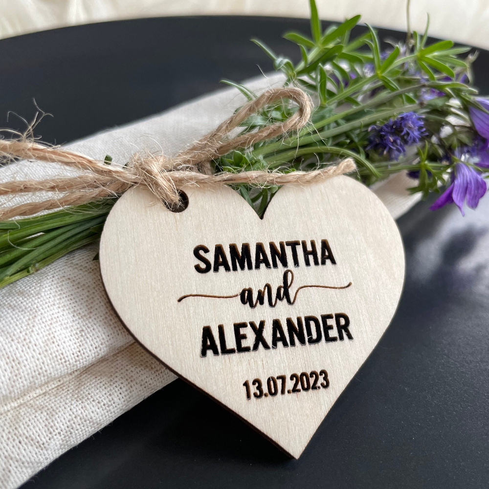 Custom engraved wood hearts Pe - مراجعة Laser Engraving Software وسعره
