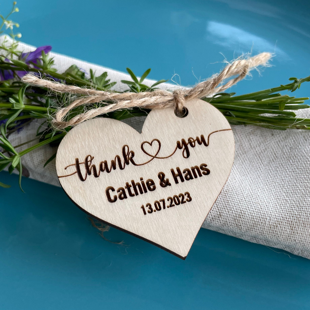 Custom engraved wood hearts Pe - مراجعة Laser Engraving Software وسعره