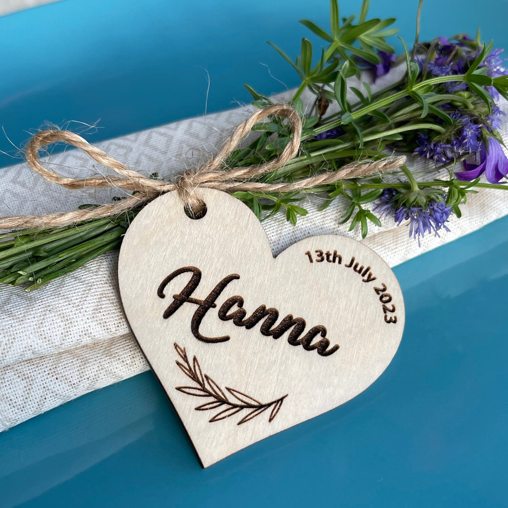 Custom engraved wood hearts Pe - مراجعة Laser Engraving Software وسعره