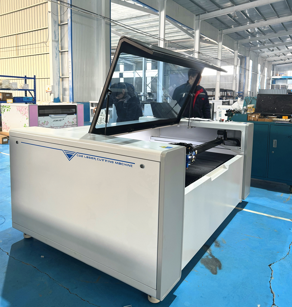 Wholesale Price Industrial CO2 - مراجعة Industrial Laser Cutter Price وسعره