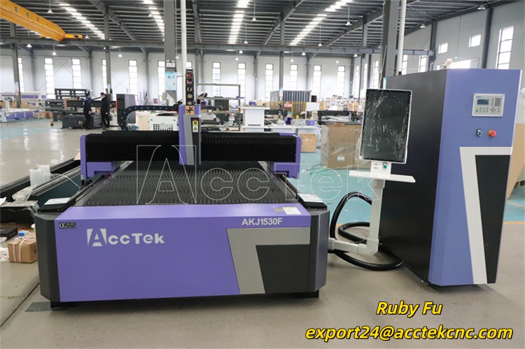 CNC 1500W Sheet Metal Fiber La - مراجعة Industrial Laser Cutting Machine Price وسعره