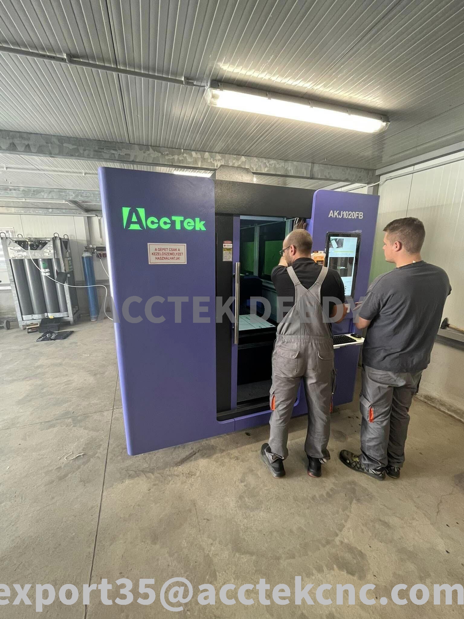 CE version Raycus laser genera - مراجعة Industrial Laser Cutting Machine Price وسعره