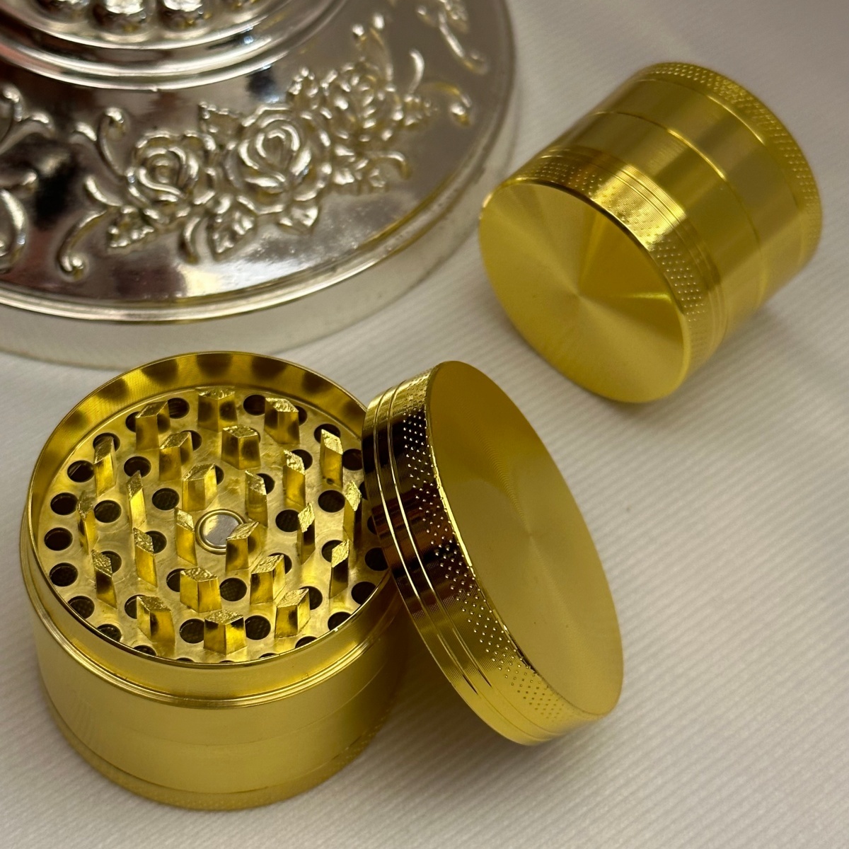 1.4/1.8inch Gold Laser 4-Layer - مراجعة Industrial Laser Etching Machine وسعره